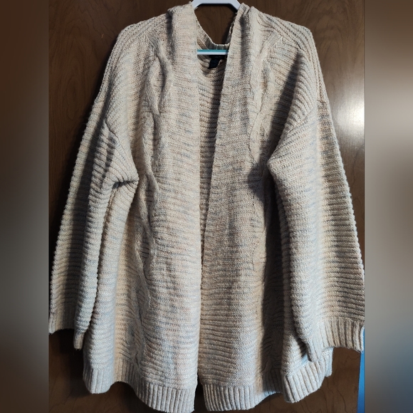RUE 21+ Ladies Open Front Cardigan. Size 3X. Long Sleeves. - Picture 1 of 4